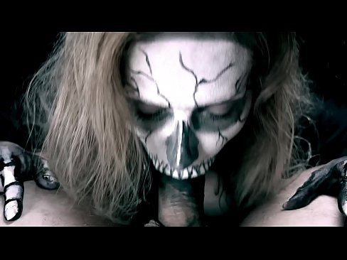 ❤️ Demoniška mergina čiulpia varpą savo juoda burna ir ryja spermą. ❤❌ Kietas porno prie lt.it-com.top ❌